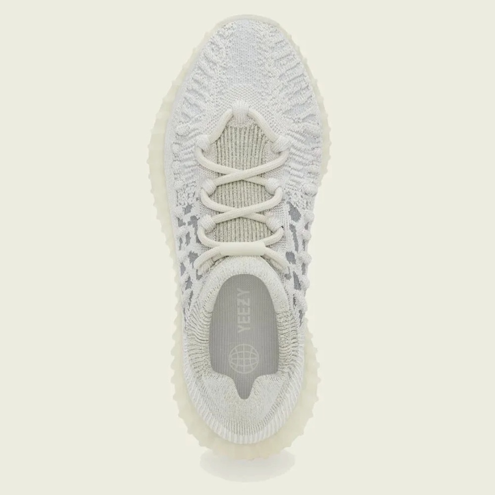 Yeezy 350 V2 compact kids size 2.5y = 4 w unisex